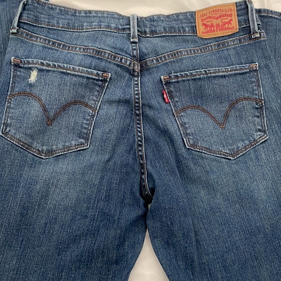 Women’s Levi’s - Picture 3 of 9